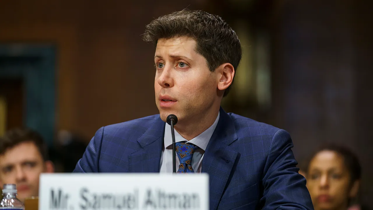Sam Altman’s Worldcoin lanceert in de VS: gratis crypto voor een irisscan Sam Altman’s Worldcoin lanceert in de VS: gratis crypto voor een irisscan